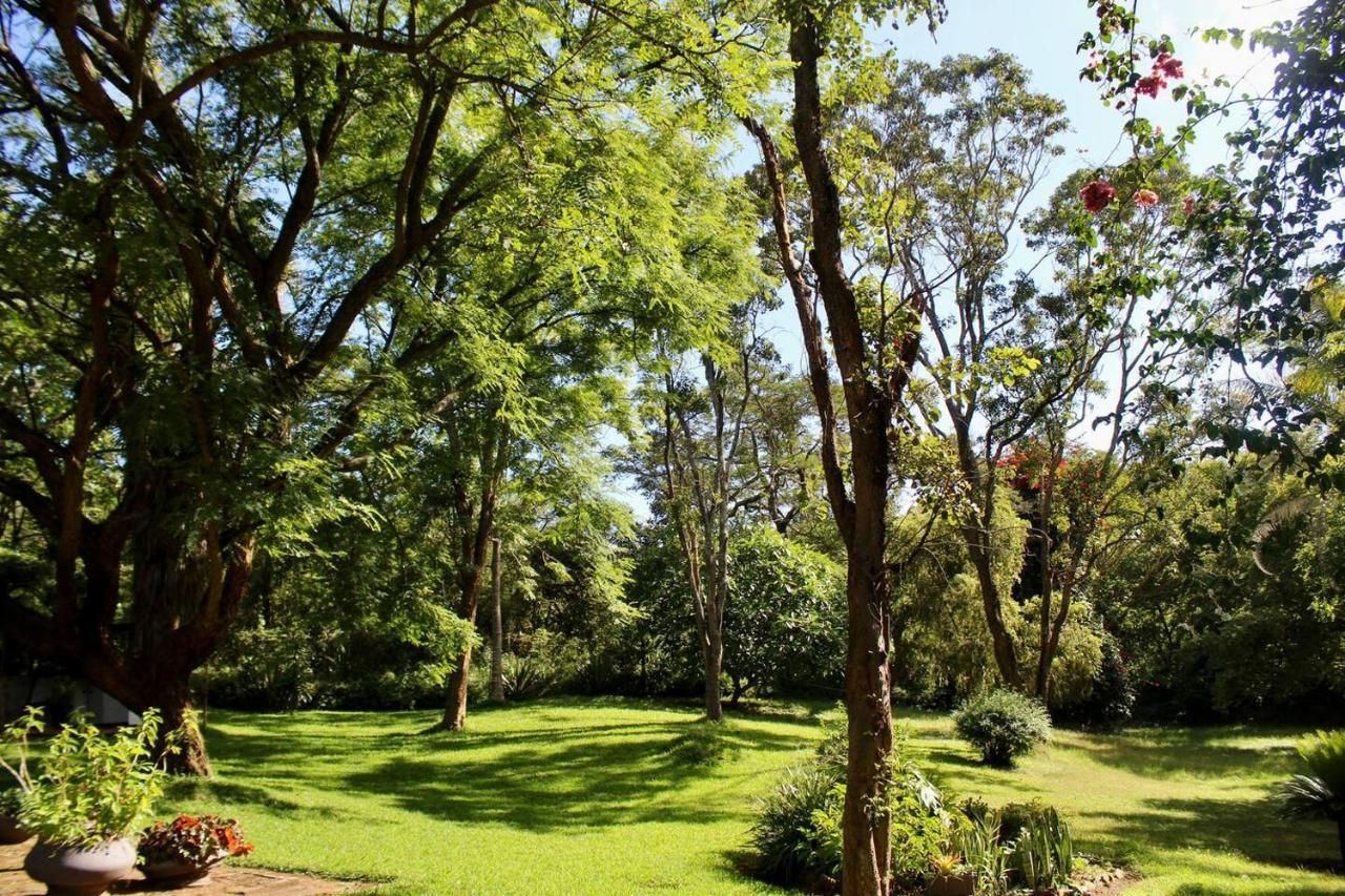 2 Bedroomed House With A Lovely Garden - 2177 Apartment Mutare